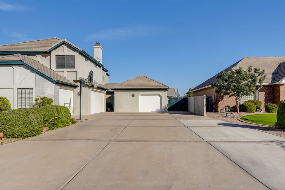 Private Pool & Hot Tub! Relaxing Mesa Apartment Apartment in Mesa