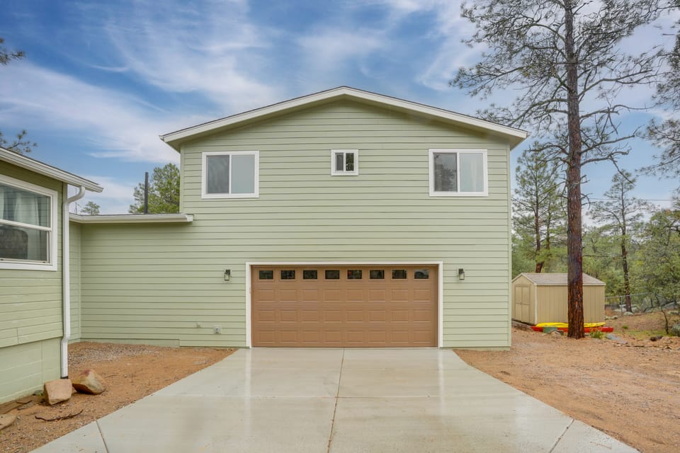 Cozy Woodland Retreat in the Pines, Near Prescott! House in Prescott