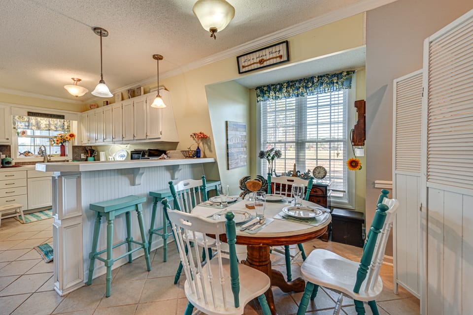 Boat Dock & Fire Pit: Waterfront Bath Getaway! House in North Carolina