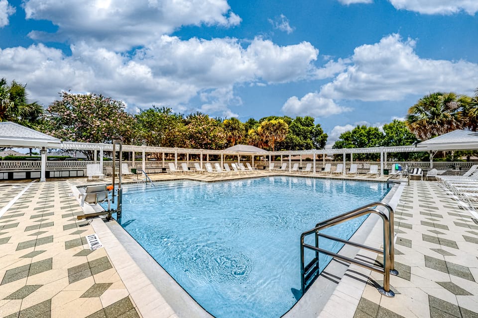 1 Mi to Lake Sumter! Family Retreat w/ Large Patio House in The Villages