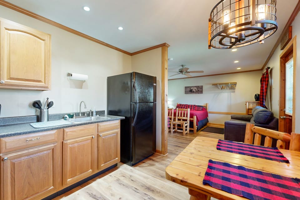 Pet Friendly! Couples Retreat in Southern Illinois Apartment in Kentucky