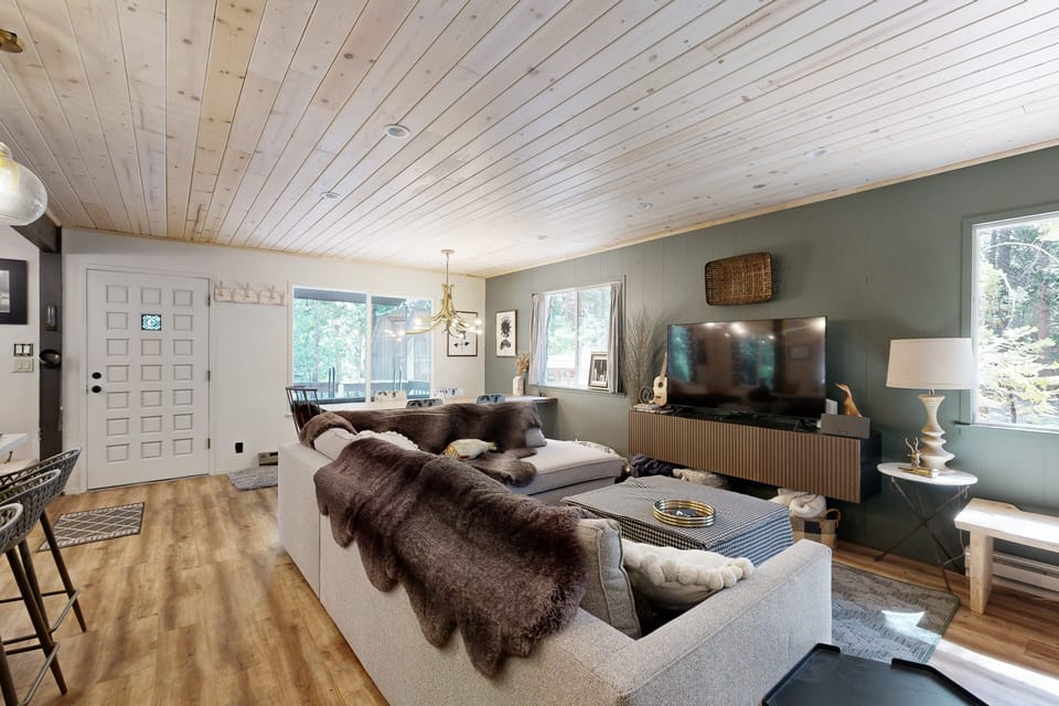 3 Mi to State Park: Quiet Escape w/ Deck in Arnold House in Dorrington