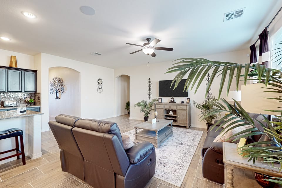 El Paso Family Retreat: Games, Grill & Fenced Yard House in El Paso