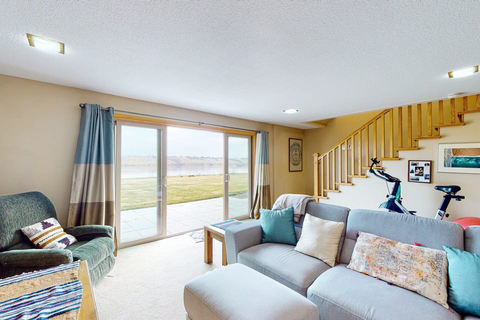Waterfront Gem w/ Furnished Patio! Columbia Vista House in Richland