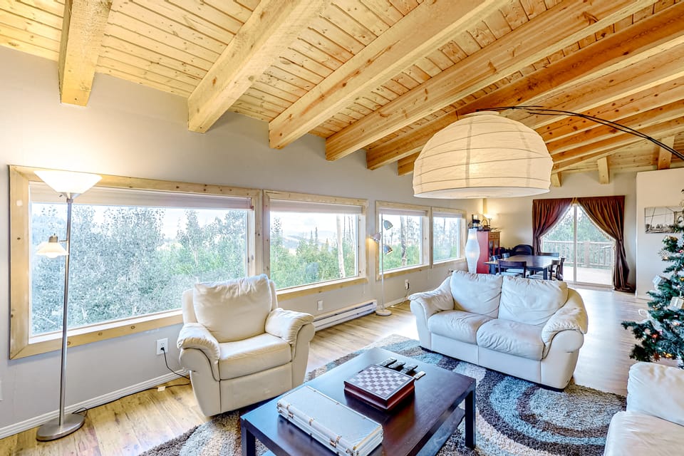 Views, Deck & Games Galore: Brian Head Home House in Brian Head