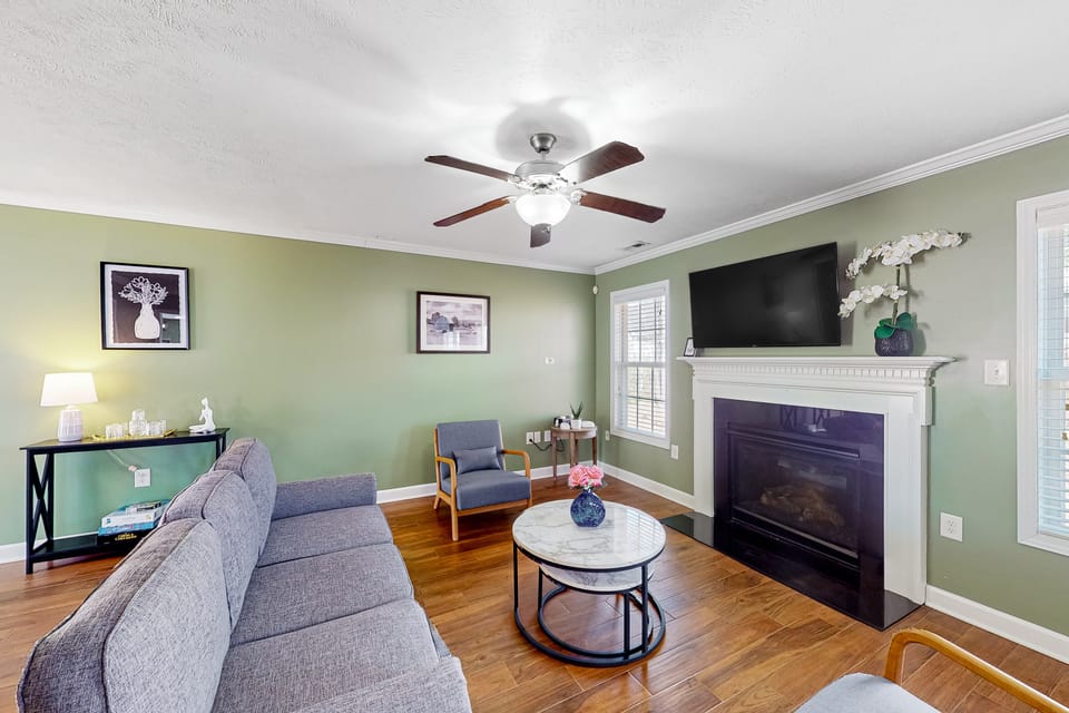 Family-Friendly Cameron Escape w/ Community Perks House in North Carolina