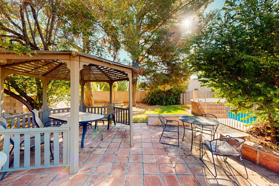 Poolside Oasis! Phoenix Group Sanctuary w/ Patio House in Phoenix
