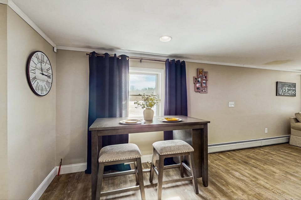 12 Mi to Lake George! Quiet Adirondack Escape Apartment in Capital District, NY, USA