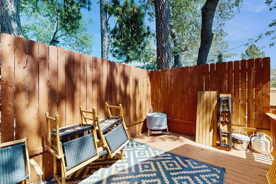 Boat, Hike, Ski + Fish: Running Springs Retreat House in Arrowbear Lake