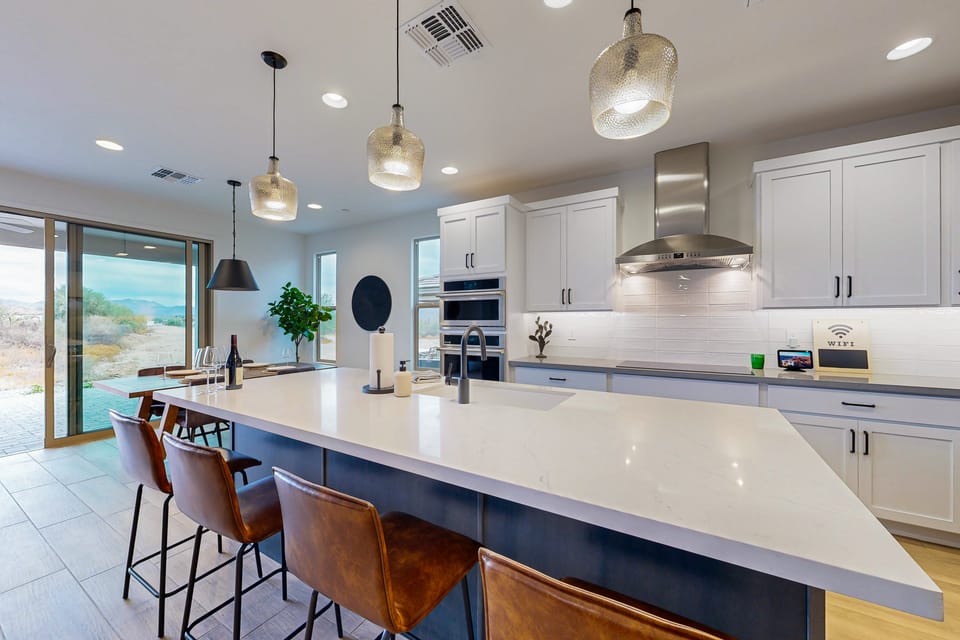 Mtn-View Patio & Resort Perks: Verde River Retreat House in Maricopa County