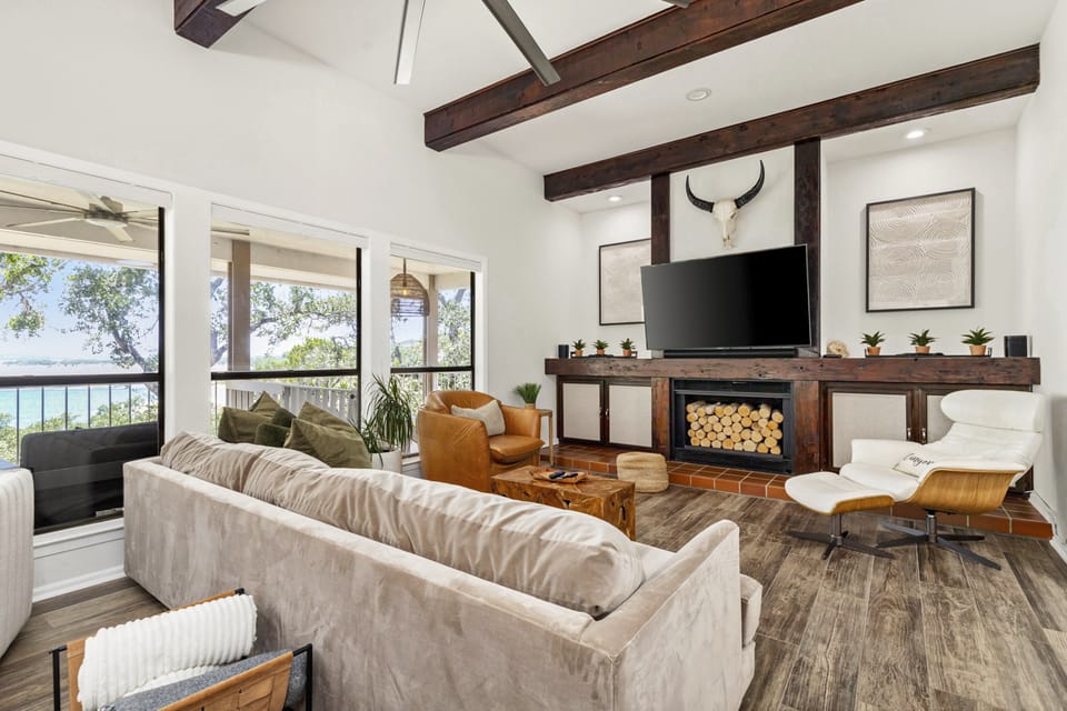 Waterfront Canyon Lake Retreat: Dogs Welcome! House in Canyon Lake