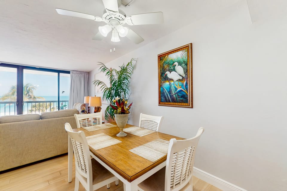 Beach Access! Family-Friendly Bonita Springs Gem Apartment in Bonita Springs