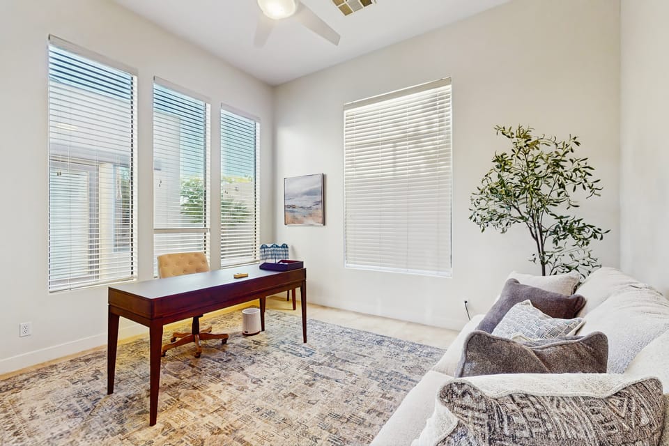 Luxury 'Grayhawk Getaway' w/ Pool in Scottsdale! House in Grayhawk