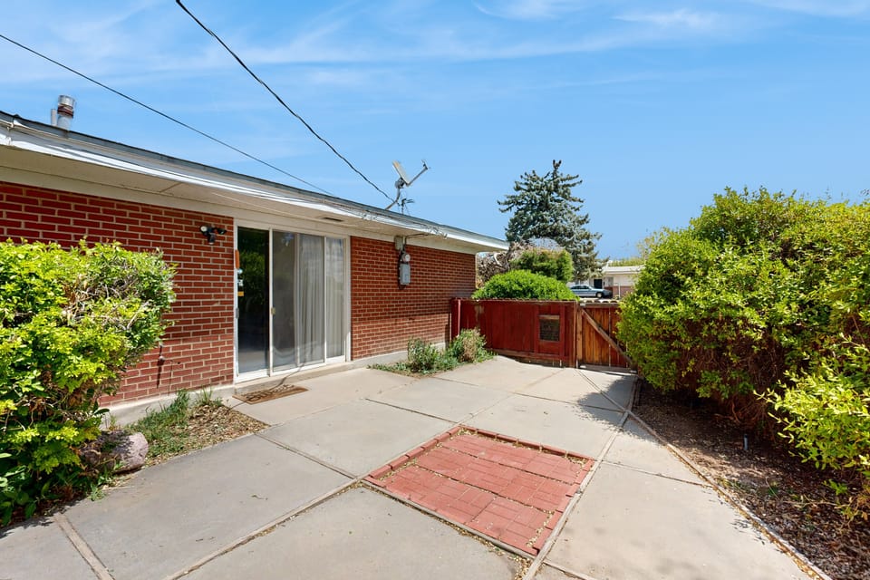 Farmington Family Home w/ Private Patio House in Farmington