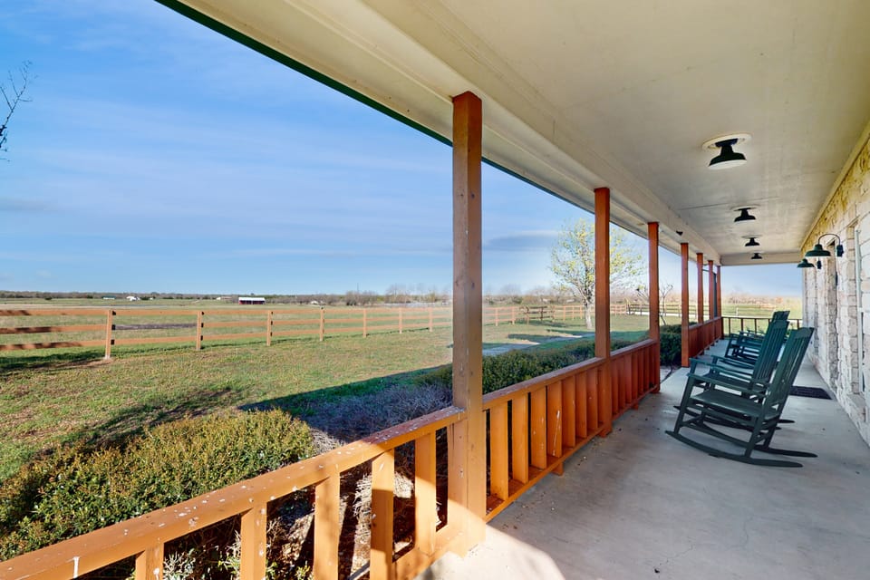 Prime Stargazing! Serene Texas Countryside Retreat House in Texas