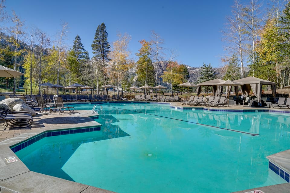 Olympic Valley Summer Sanctuary in Everline Resort Apartment in Palisades Tahoe (Olympic Valley)