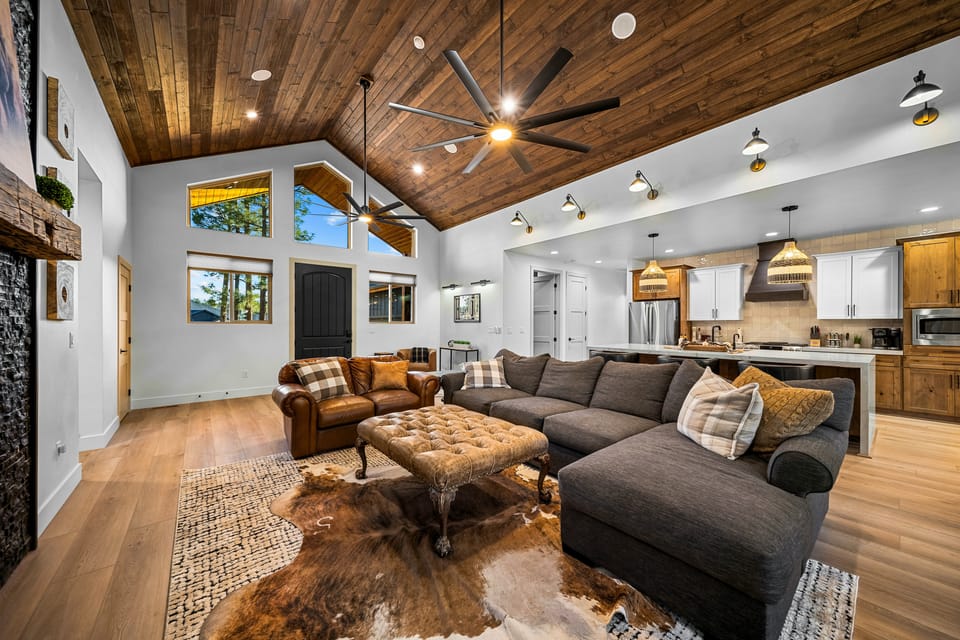 Lake-View Gem w/ Outdoor Entertainment in Show Low House in Show Low