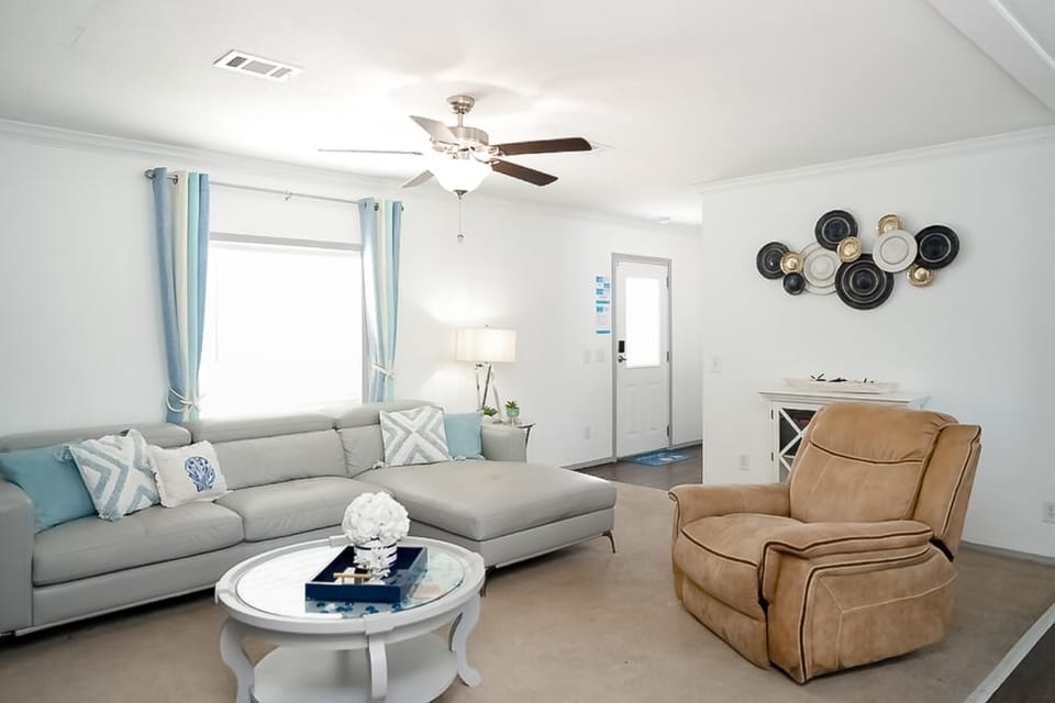Boat Dock! Canal-Front Family Retreat in PCB House in Upper Grand Lagoon