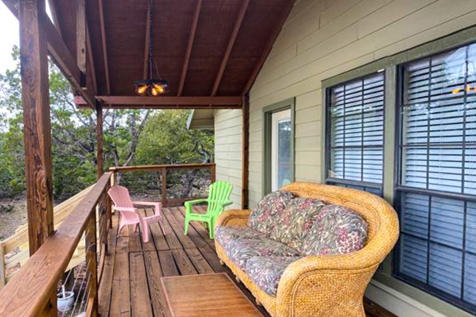 Hill Country Views & Patio: Private Home House in Pipe Creek