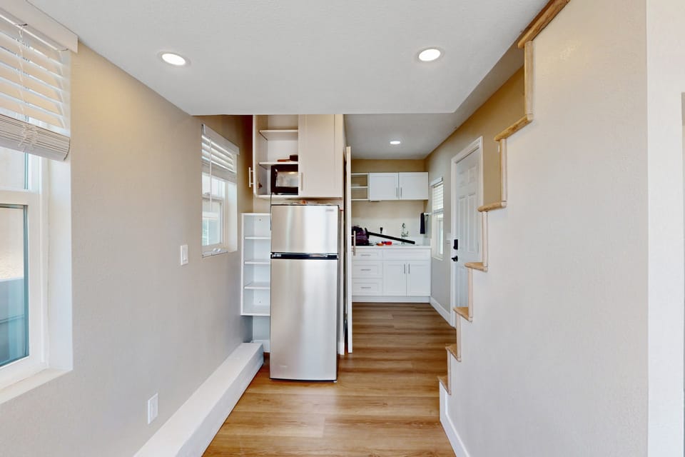 Pool & Hot Tub Access: Cozy Perris Tiny Home Apartment in Menifee