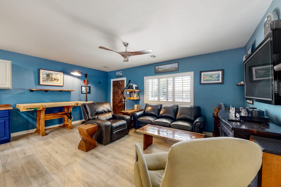 4 Mi to Dtwn: Pet-Friendly Getaway in Phoenix House in Phoenix