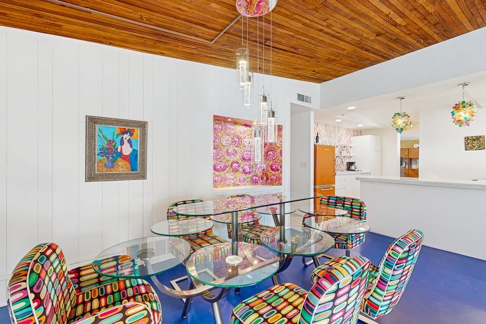 Lounge Poolside: Scottsdale Gem w/ Game Room! House in Scottsdale