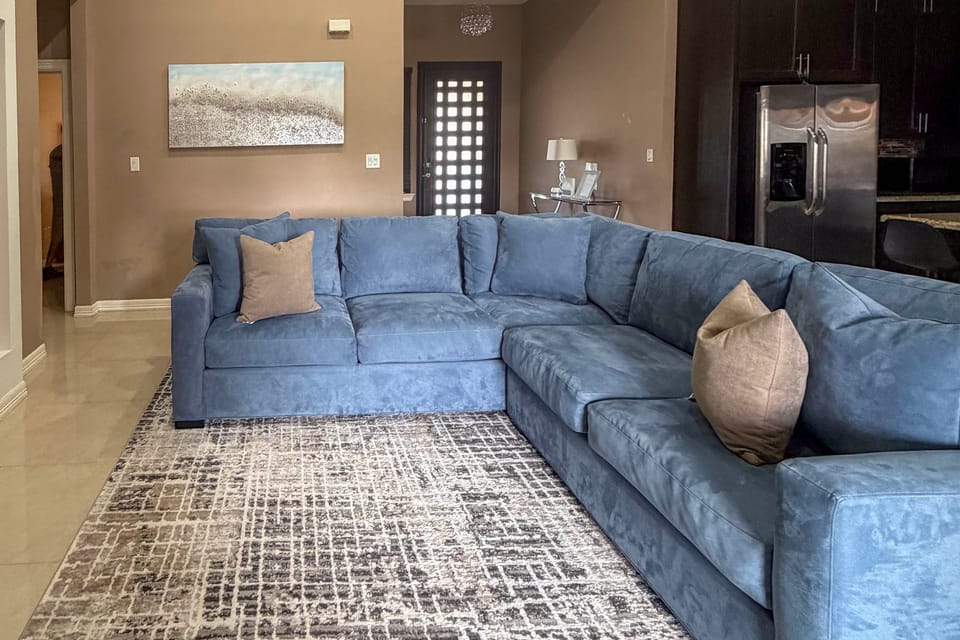 Pool, Patio & Yard: Chic South Texas Home House in Brownsville