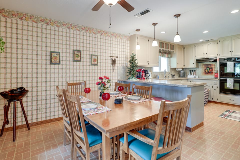 Sweeping Views! Charming Home Near Dtwn Jamestown House in Calaveras County
