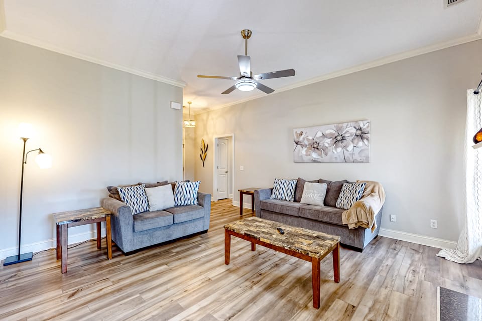 Dog-Friendly Home w/ Large Yard in Pooler House in Pooler