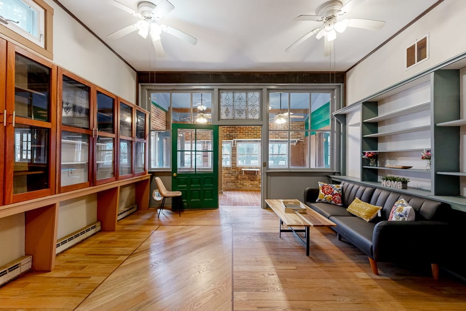 Games Galore! Riverfront Group Retreat in McDowell House in Shenandoah Valley