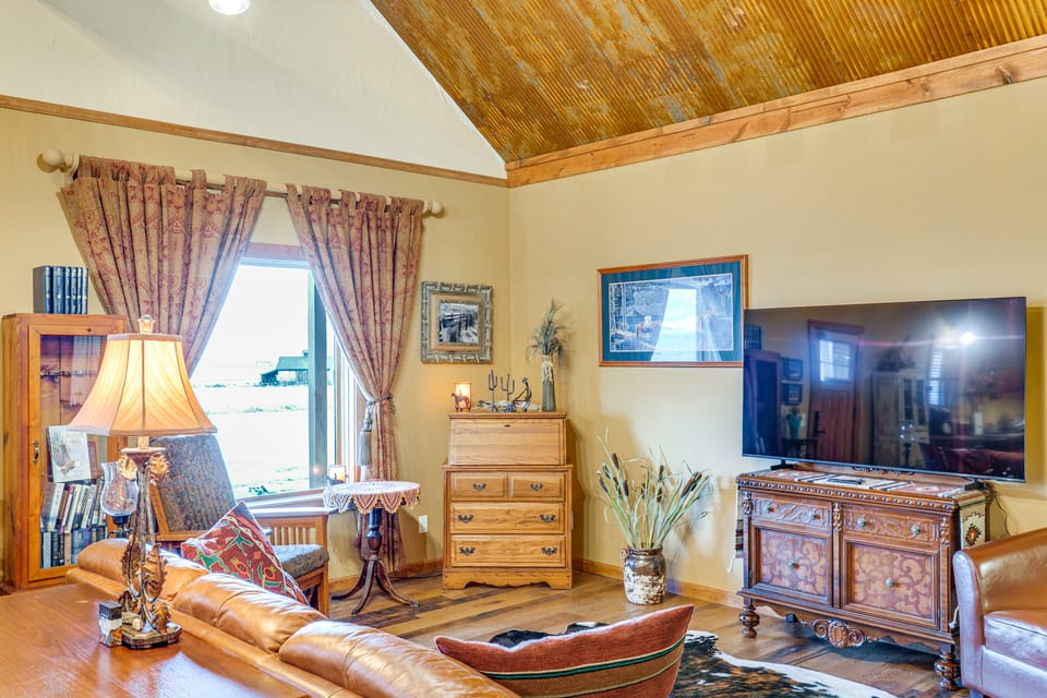 Ennis Home: Try the Yellowstone Lifestyle! House in Idaho