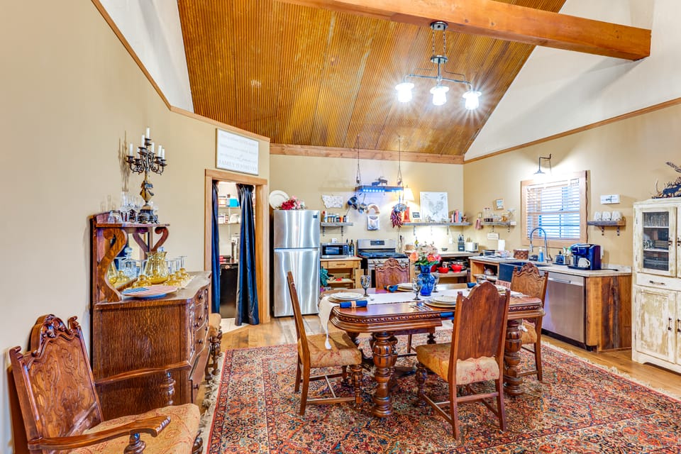 Ennis Home: Try the Yellowstone Lifestyle! House in Idaho