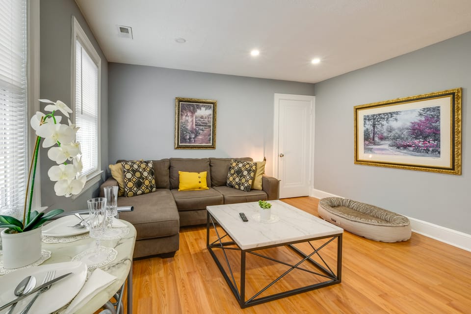 Easy Metro Access: WFH-Friendly Apt 7 Mi to DC! Apartment in Takoma Park