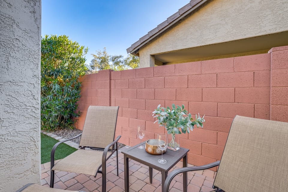 < 1 Mi to Golf: Charming Ahwatukee Foothills Villa Apartment in Phoenix