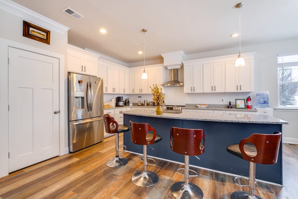 Quiet Family Home 5 Mi to Bowie Town Center! House in Bowie