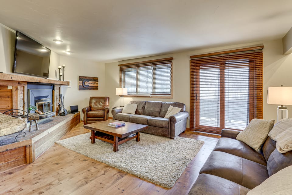 2 Mtn-View Decks! East Vail Unit By Trails & Bus Apartment in Vail