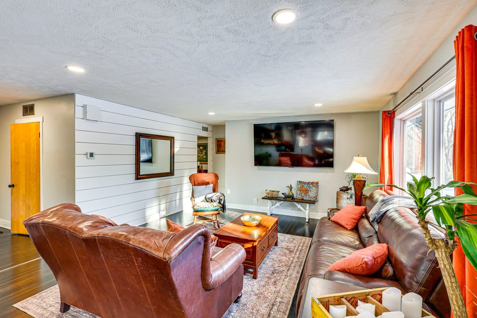 Spacious & Family Friendly! Lincoln Home Near Dtwn House in Lincoln
