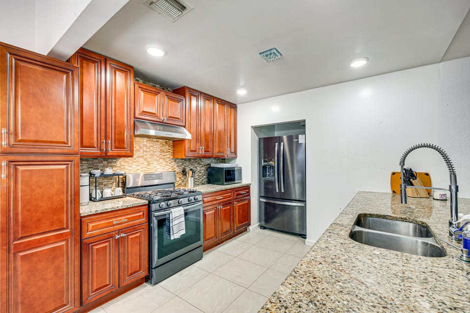 Near Six Flags & SeaWorld: San Antonio Family Home House in San Antonio