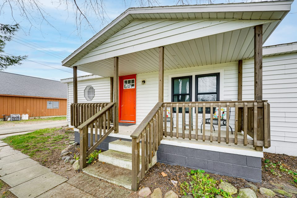 6 Mi to State Harbor! Stylish Port Austin Home House in Michigan