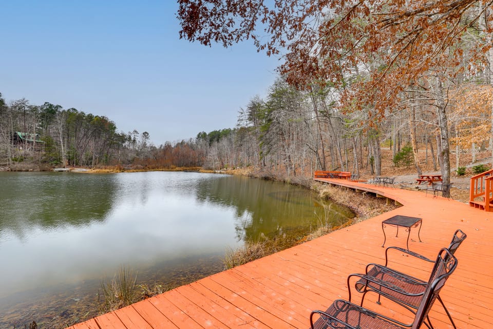 Great for Groups! Quiet Nebo Cabin w/ Lake Access House in Tennessee