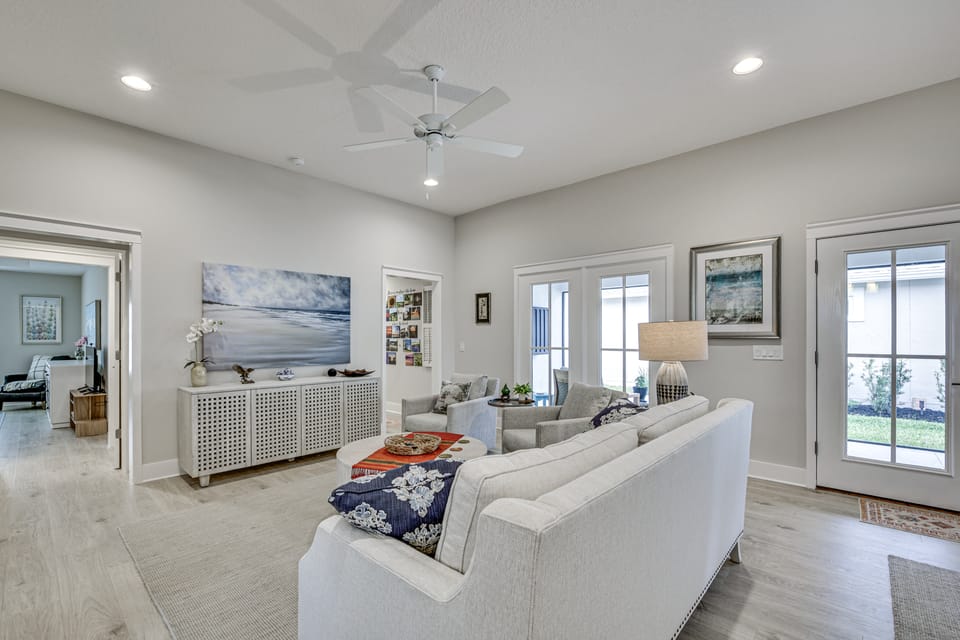 Beautiful Garden Villa with Golf Cart Option House in Wildwood