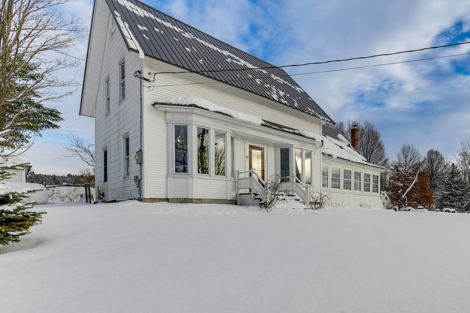 Green Mountain Views! Lowell Getaway Near Skiing House in Orleans