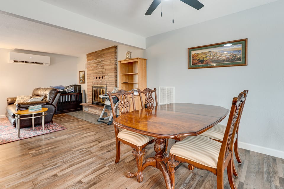 3 Mi to Dtwn Berthoud: Home w/ Longs Peak Views House in Colorado