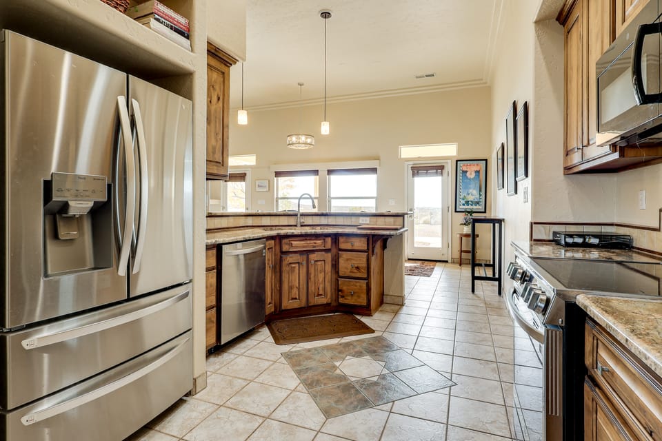 Golf, Hike & Stargaze: Quiet Home in Las Cruces House in Las Cruces