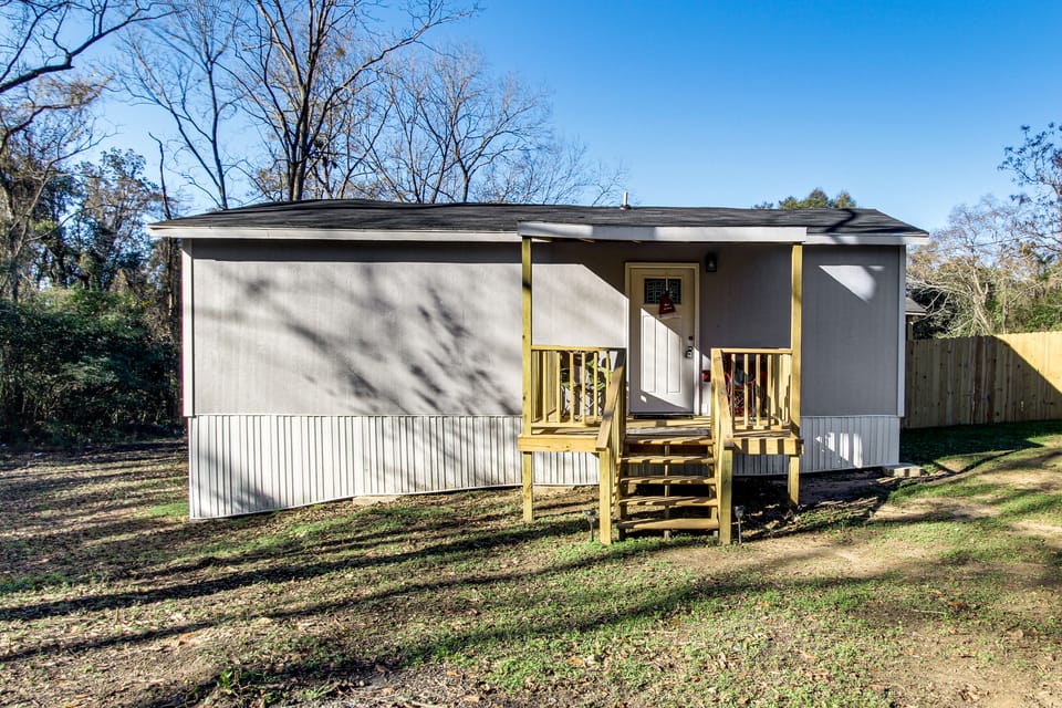 1 Mi to Dtwn Enterprise: Pet-Friendly Home w/ Yard House in Enterprise
