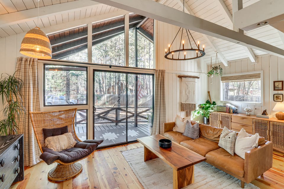 1 Mi to Woodland Lake Park: Forested Sanctuary! House in Pinetop-Lakeside