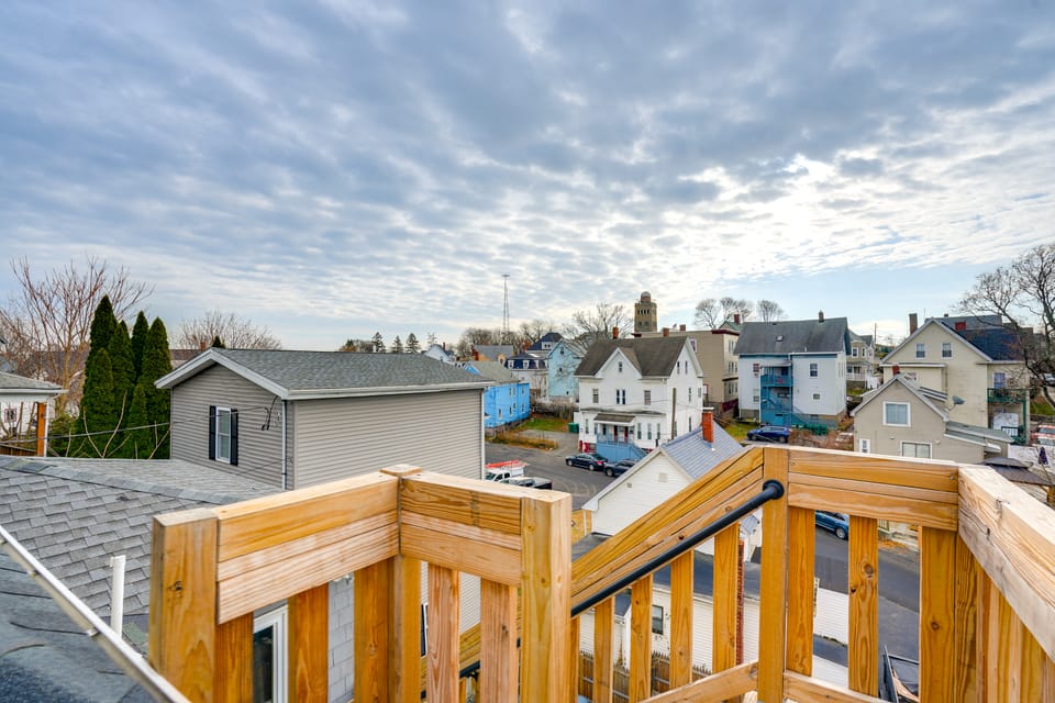 Apt in Historic Lynn Neighborhood: 5 Mi to Salem! Apartment in Lynn