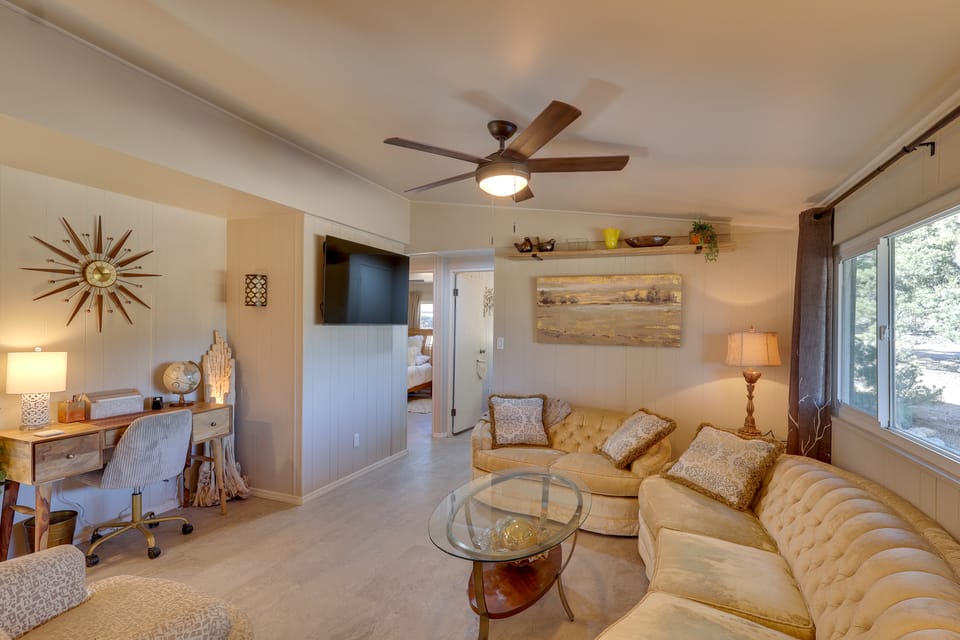 Hualapai Mtn Views on 2 Acres: 'Thunderhead' Home House in Arizona