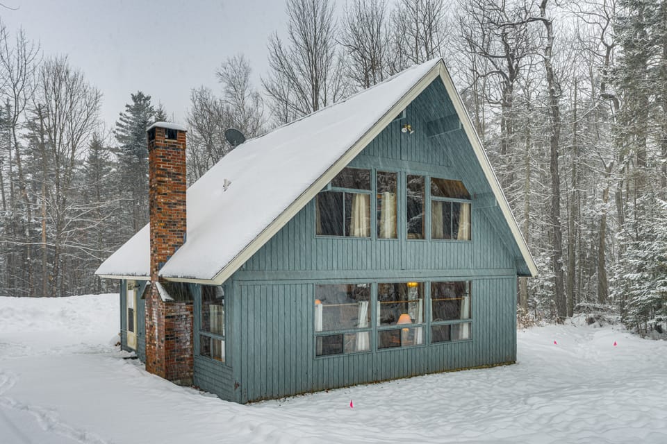 Outdoor Adventure Hub! Family Home in West Dover House in Dover