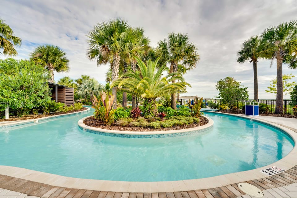 Resort-Style Retreat w/ Amenities Galore Near WDW! Apartment in Four Corners